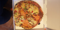 Plats et boissons du Pizzas à emporter Pizza Gourmande à Eybens - n°5