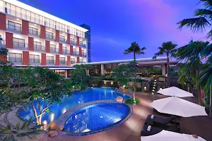 ASTON Bojonegoro City Hotel image