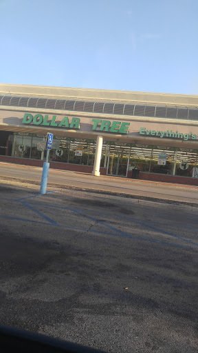 Dollar Store «Dollar Tree», reviews and photos, 3570 Soldano Boulevard, Columbus, OH 43228, USA