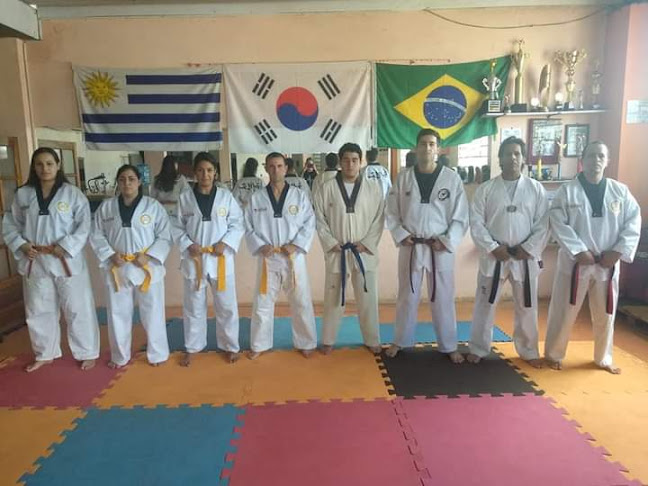 Opiniones de Escuela RIverense de Taekwondo & Hapkido en Artigas - Gimnasio