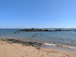 Foto von Cobanos beach III mit geräumige küstenlinie