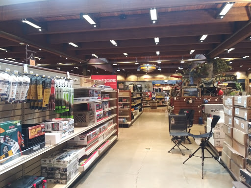 Outdoor Sports Store «Bass Pro Shops», reviews and photos, 7970 Northfield Blvd, Denver, CO 80238, USA