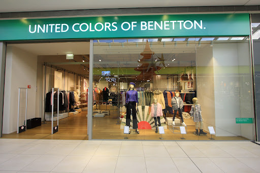 Best Stores To Buy Benetton Women's Products Paris Near Me
