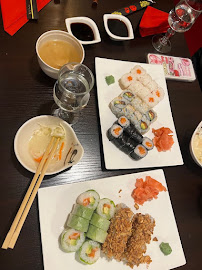 Plats et boissons du Restaurant de sushis sakura Sushi Restaurant Japonaise à Saint-Cloud - n°3