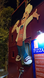 Photo n°8 de Pizza a emporter ''La Pizzaiola'' bus anglais pizzeria à Peymeinade ()