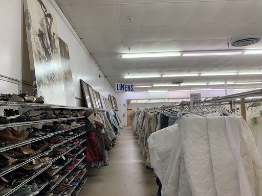 Thrift Store «Community Thrift Store», reviews and photos, 6015 Edgewater Dr, Orlando, FL 32810, USA