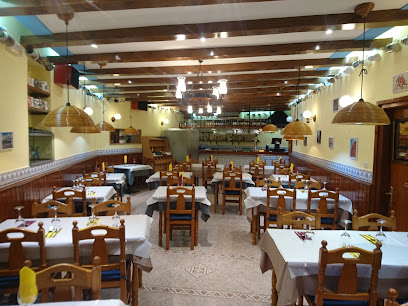 Bayleaf Indian Restaurant & Take Away - Carrer Sant Pere, 5, 17320 Tossa de Mar, Girona, Spain