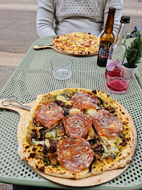 Plats et boissons du Pizzeria POUSSE pizza & cuisine Méditerranéenne à Montpellier - n°2