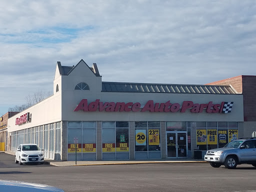 Auto Parts Store «Advance Auto Parts», reviews and photos, 257 N Weber Rd d, Bolingbrook, IL 60490, USA