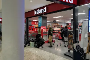 Iceland Supermarket Leeds image