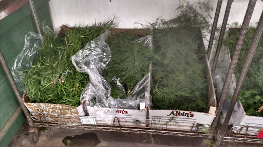 Wholesale Florist «Oakland Flower Market», reviews and photos, 821 Jefferson St, Oakland, CA 94607, USA