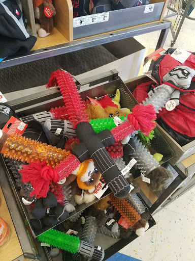 Pet Supply Store «Petco Animal Supplies», reviews and photos, 92 Cluff Crossing Rd, Salem, NH 03079, USA