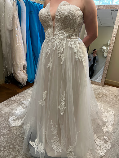 Bridal Shop «Bearer of the Bling Bridal», reviews and photos, 6125 54th Ave N Unit A, Kenneth City, FL 33709, USA