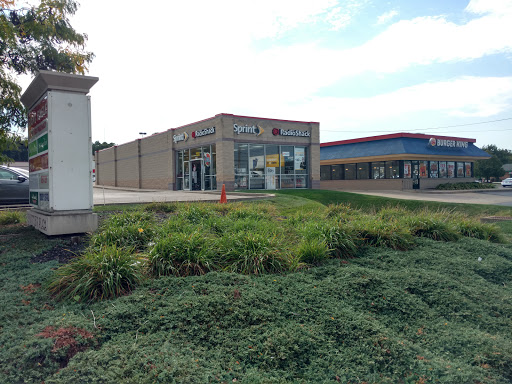 Cell Phone Store «Sprint Store», reviews and photos, 1765 Snow Rd, Parma, OH 44134, USA