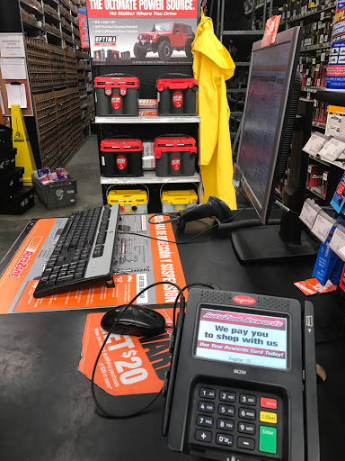 Auto Parts Store «AutoZone», reviews and photos, 6900 Chestnut St, Gilroy, CA 95020, USA