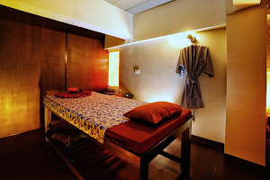 Auratai spa&massage image