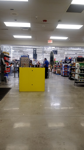 Tire Shop «Walmart Tires & Auto Parts», reviews and photos, 5800 US Highway 98 N, Lakeland, FL 33809, USA