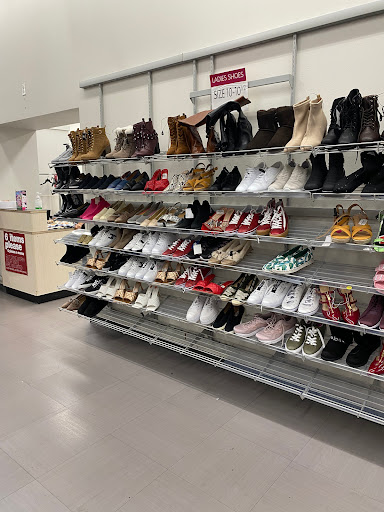 Clothing Store «Burlington Coat Factory», reviews and photos, 3671 N Freeway Blvd, Sacramento, CA 95834, USA