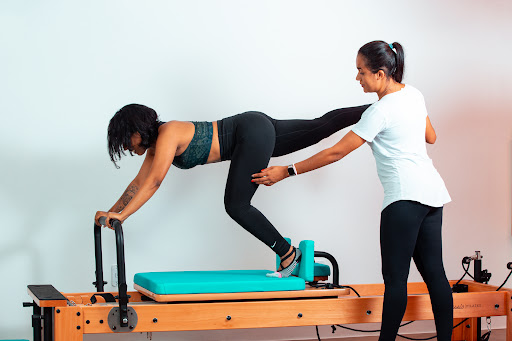 Logo da empresa - +Saúde Studio de pilates