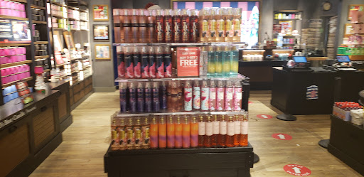 Beauty Supply Store «Bath & Body Works», reviews and photos, 10343 E US Hwy 36, Avon, IN 46123, USA
