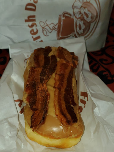 Dessert Shop «Ontario Donuts», reviews and photos, 1923 E 4th St, Ontario, CA 91764, USA