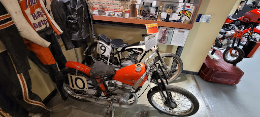 Harley-Davidson Dealer «Historic Harley-Davidson», reviews and photos, 2047 SW Topeka Blvd, Topeka, KS 66612, USA