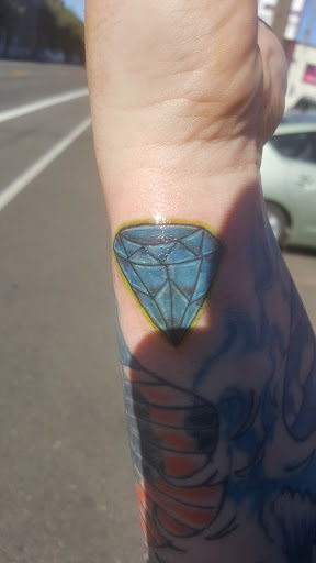 Tattoo Shop «Hot Rod Betties Tattoo», reviews and photos, 940 Edgewater St NW, Salem, OR 97304, USA