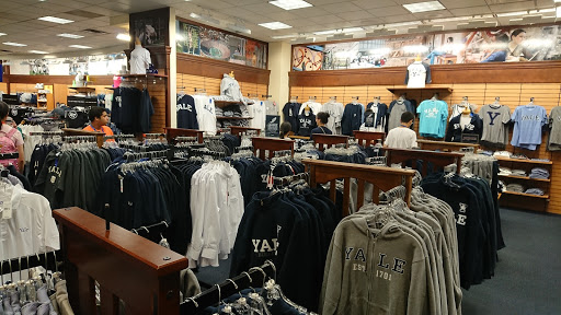 Book Store «Yale University Bookstore», reviews and photos, 77 Broadway, New Haven, CT 06511, USA