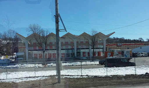 Truck Rental Agency «U-Haul Moving & Storage at Rte 295», reviews and photos, 411 Marginal Way, Portland, ME 04101, USA