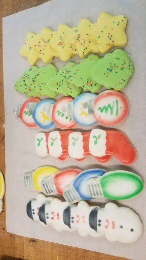 Shopping Mall «Indian Hills Shopping Center», reviews and photos, 2407 W 13th St N, Wichita, KS 67203, USA