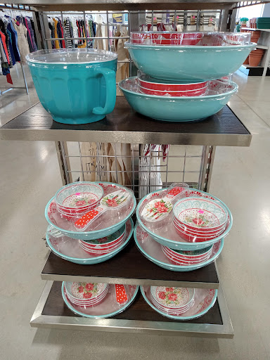 Thrift Store «Goodwill Central Texas - Lakeway», reviews and photos, 1901 RR 620 South, Lakeway, TX 78734, USA