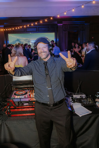 Hey Mister DJ image