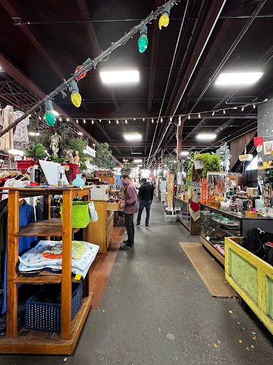 Salvage Yard «Urban Ore», reviews and photos, 900 Murray St, Berkeley, CA 94710, USA