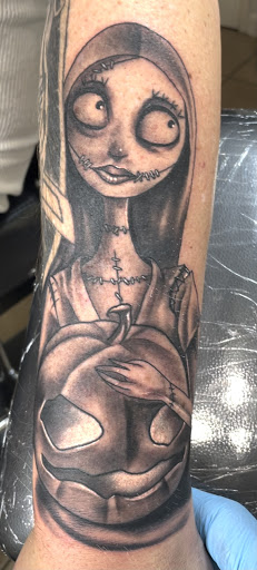 Explore tattoo ideas for grandma that passed away, creative tattoo ideas in Fairfield, available at Lucky One Ink