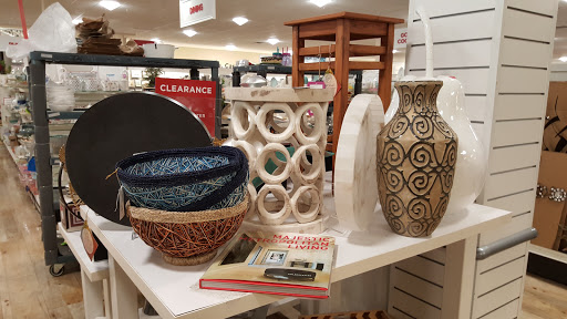 Home Goods Store «HomeGoods», reviews and photos, 3830 Bloomington St, Colorado Springs, CO 80922, USA