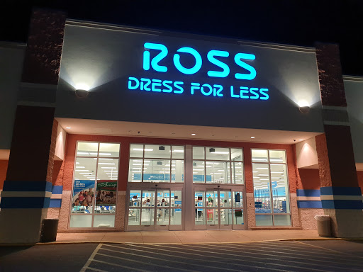 Clothing Store «Ross Dress for Less», reviews and photos, 2113 N Prospect Ave, Champaign, IL 61822, USA