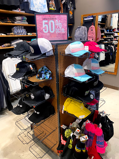 Clothing Store «Zumiez», reviews and photos, 200 Tanger Mall Dr #1311, Riverhead, NY 11901, USA