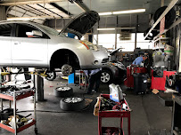 New United Auto Service & Repair Center