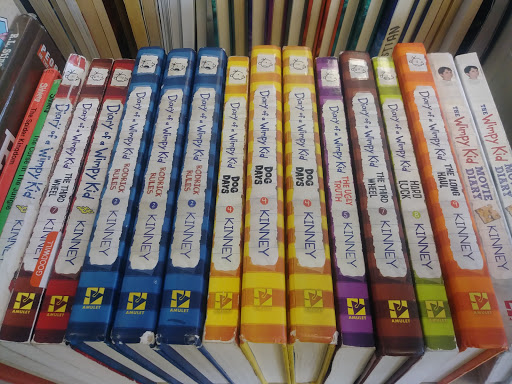 Book Store «Dead Tree Books», reviews and photos, 5645 S Flores St #105, San Antonio, TX 78214, USA