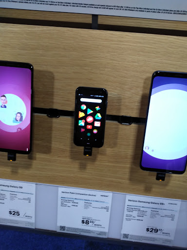 Electronics Store «Best Buy», reviews and photos, 8251 Gateway Overlook Dr, Elkridge, MD 21075, USA