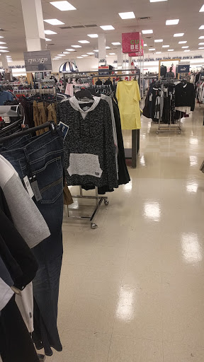 Department Store «Marshalls», reviews and photos, 24055 Chagrin Blvd, Beachwood, OH 44122, USA