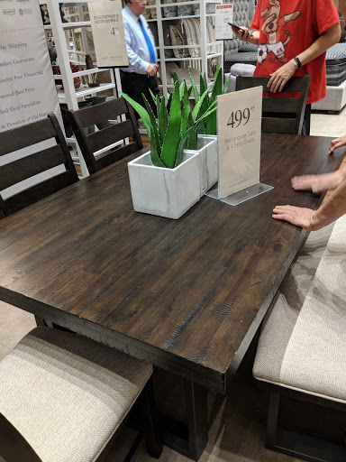 Furniture Store «City Furniture Hialeah», reviews and photos, 5250 W 20th Ave, Hialeah, FL 33016, USA