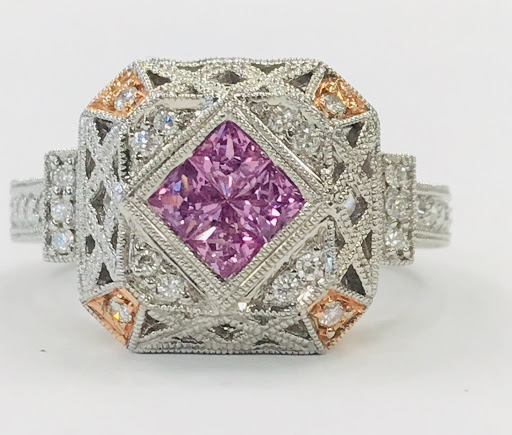 Jewelry Store «Tidewater Diamond», reviews and photos, 200 N Battlefield Blvd #3, Chesapeake, VA 23320, USA