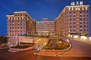 E-DA Skylark Hotel image