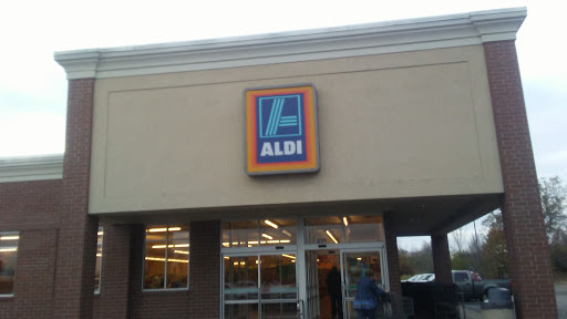 Supermarket «ALDI», reviews and photos, 571 Village Green Dr, Gallatin, TN 37066, USA