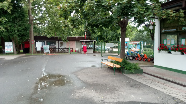 Opinii despre Balatontourist Ifjúság Kemping în Siófok - Kemping