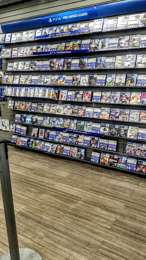 Video Game Store «GameStop», reviews and photos, 163-8 Jamaica Ave, Jamaica, NY 11432, USA
