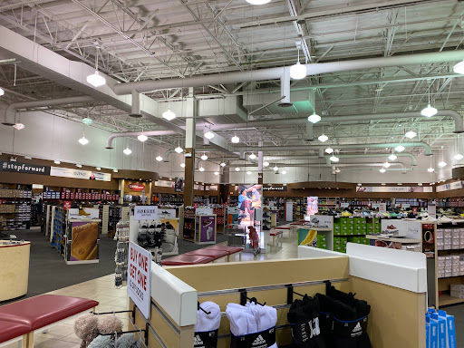 Department Store «Walmart Supercenter», reviews and photos, 3002 Stacy Allison Way, Woodburn, OR 97071, USA