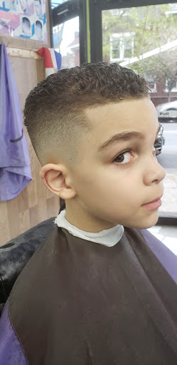 Barber Shop «Luis Barber Shop», reviews and photos, 266 Jamaica Ave, Brooklyn, NY 11207, USA