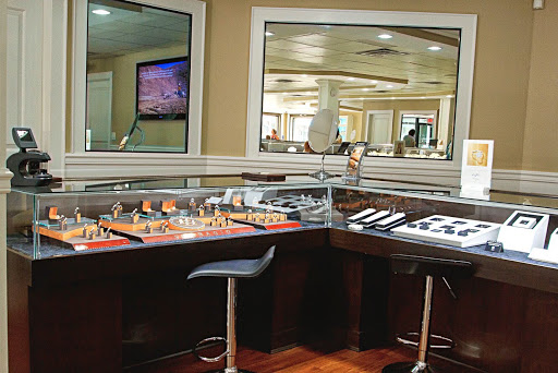 Jewelry Store «SVS Fine Jewelry», reviews and photos, 3323 Long Beach Rd, Oceanside, NY 11572, USA
